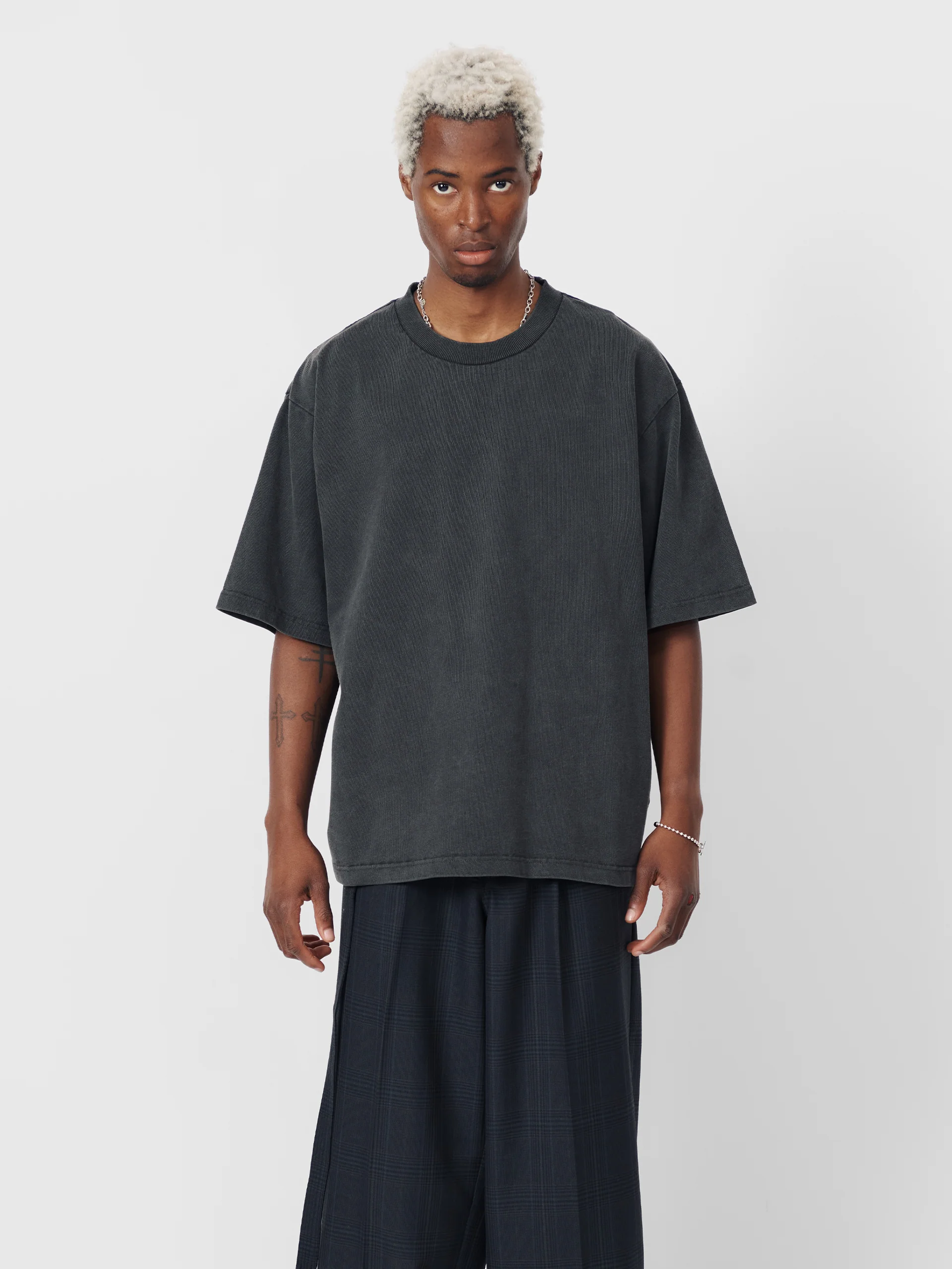 BEACH BRAINS Boxy Tee Charcoal