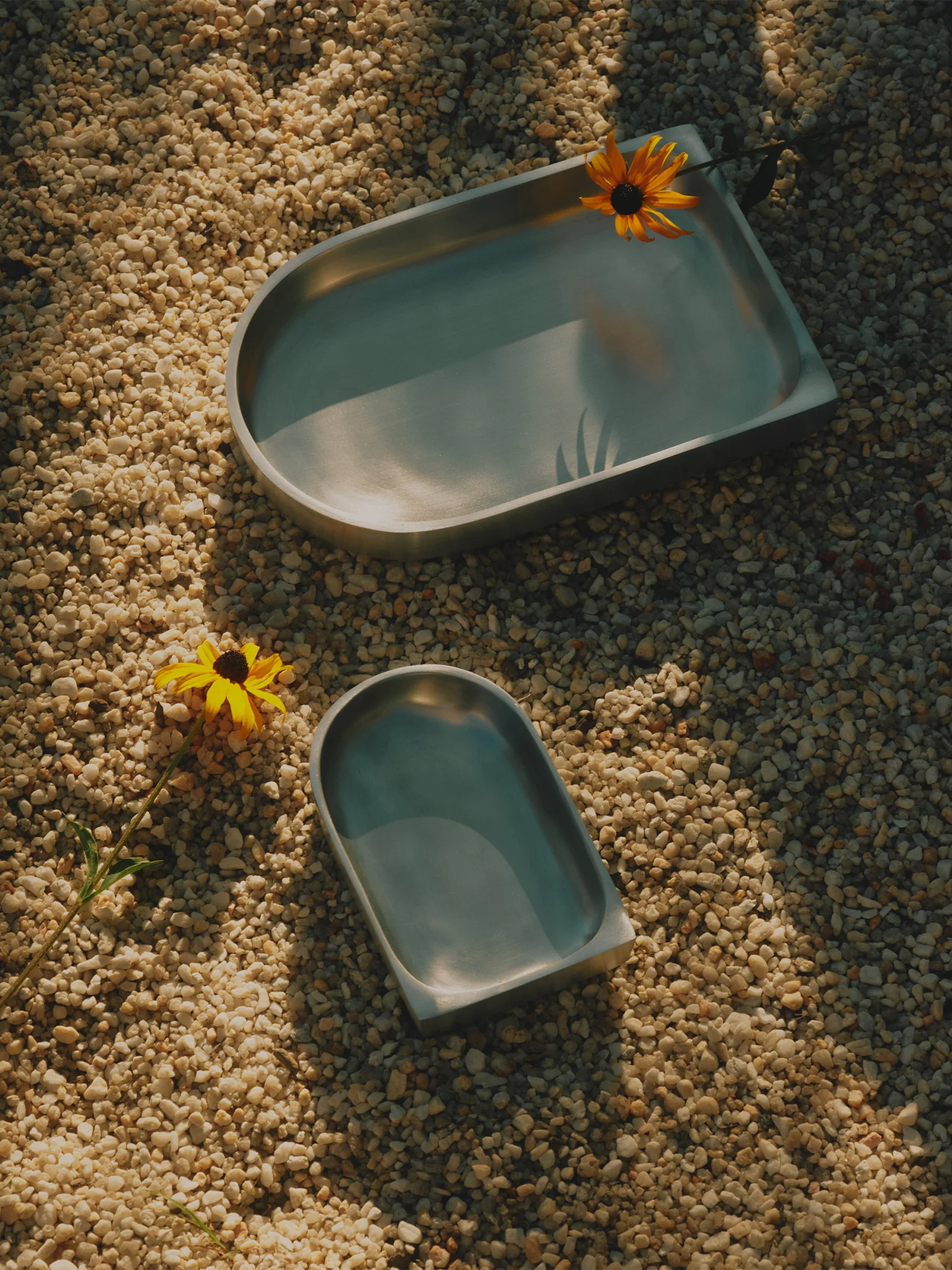Lightly Arc Tray Medium Aluminium - Image 5