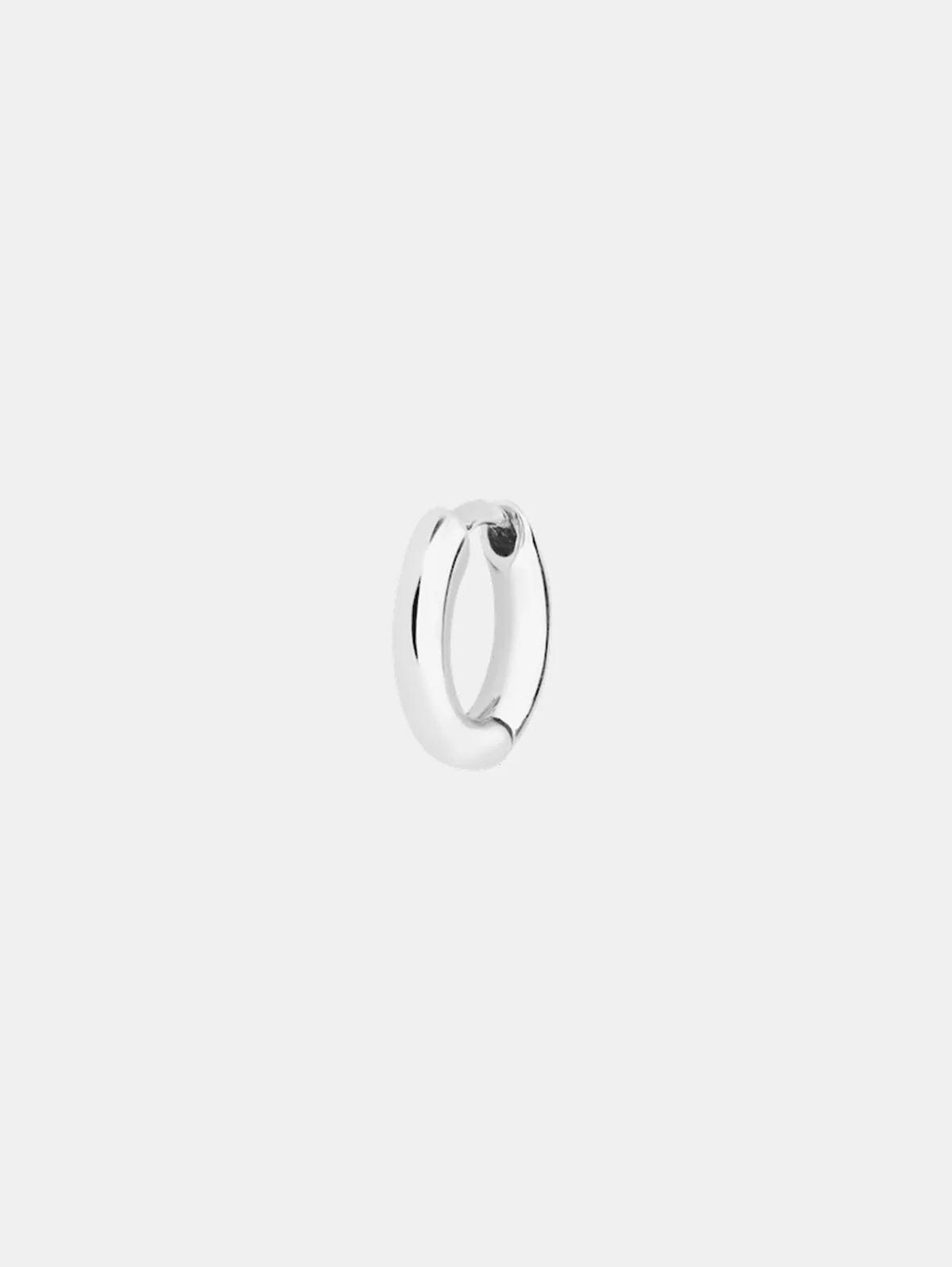 Maria Black Slate 8 Huggies Silver