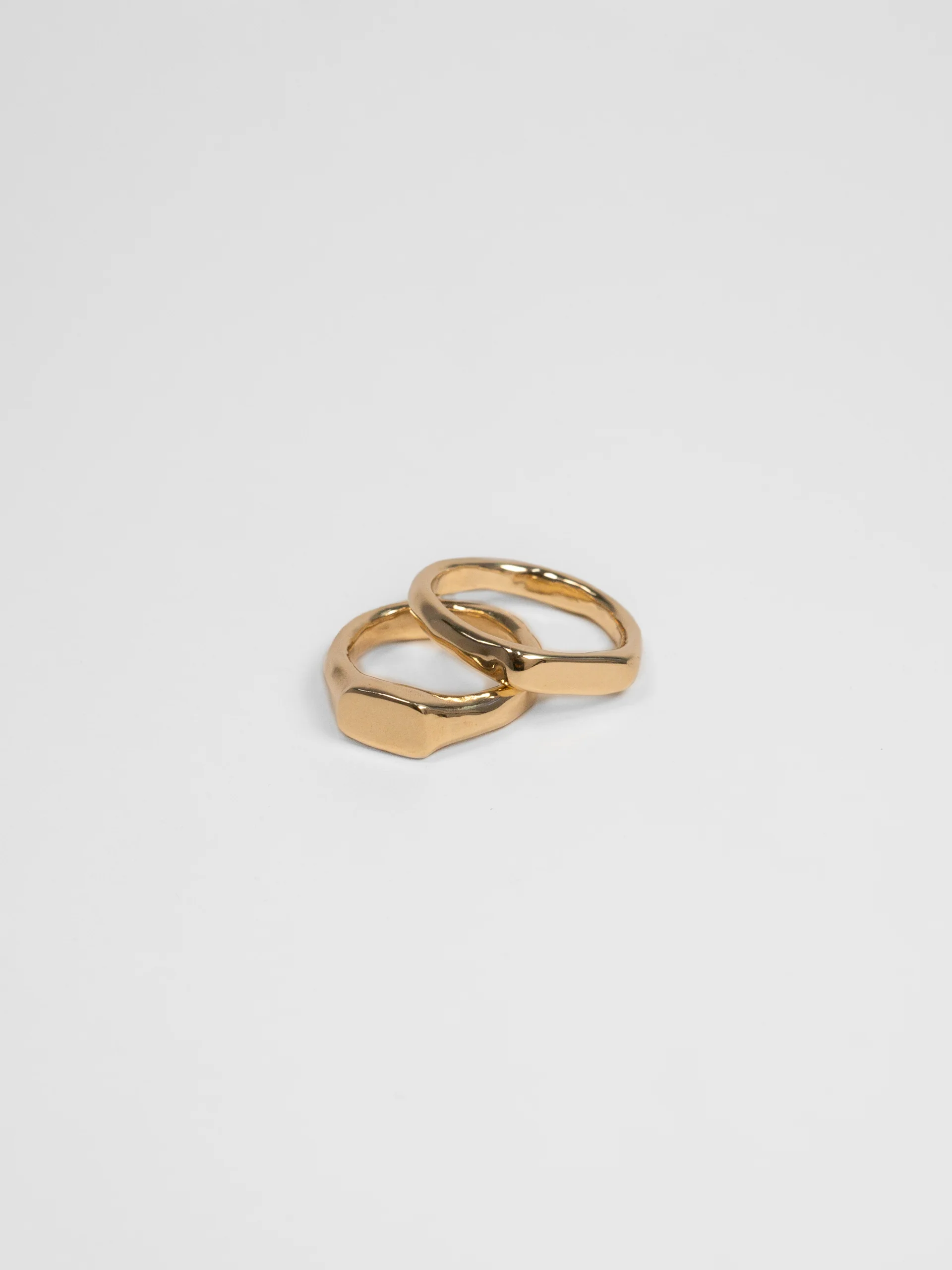 The Lair Jewellery Mizumi Ring 9ct Yellow Gold - Image 4